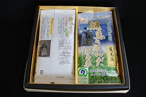 hkt-006_2.jpg